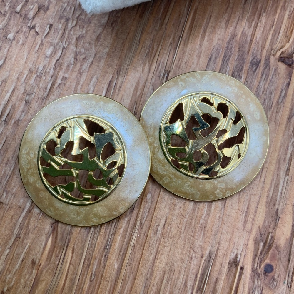 Berebel Vintage Gold Tone Cut Out Cream Enamel Circle Earrings